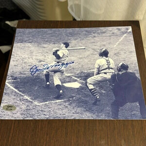 Joe DiMaggio New York Yankees